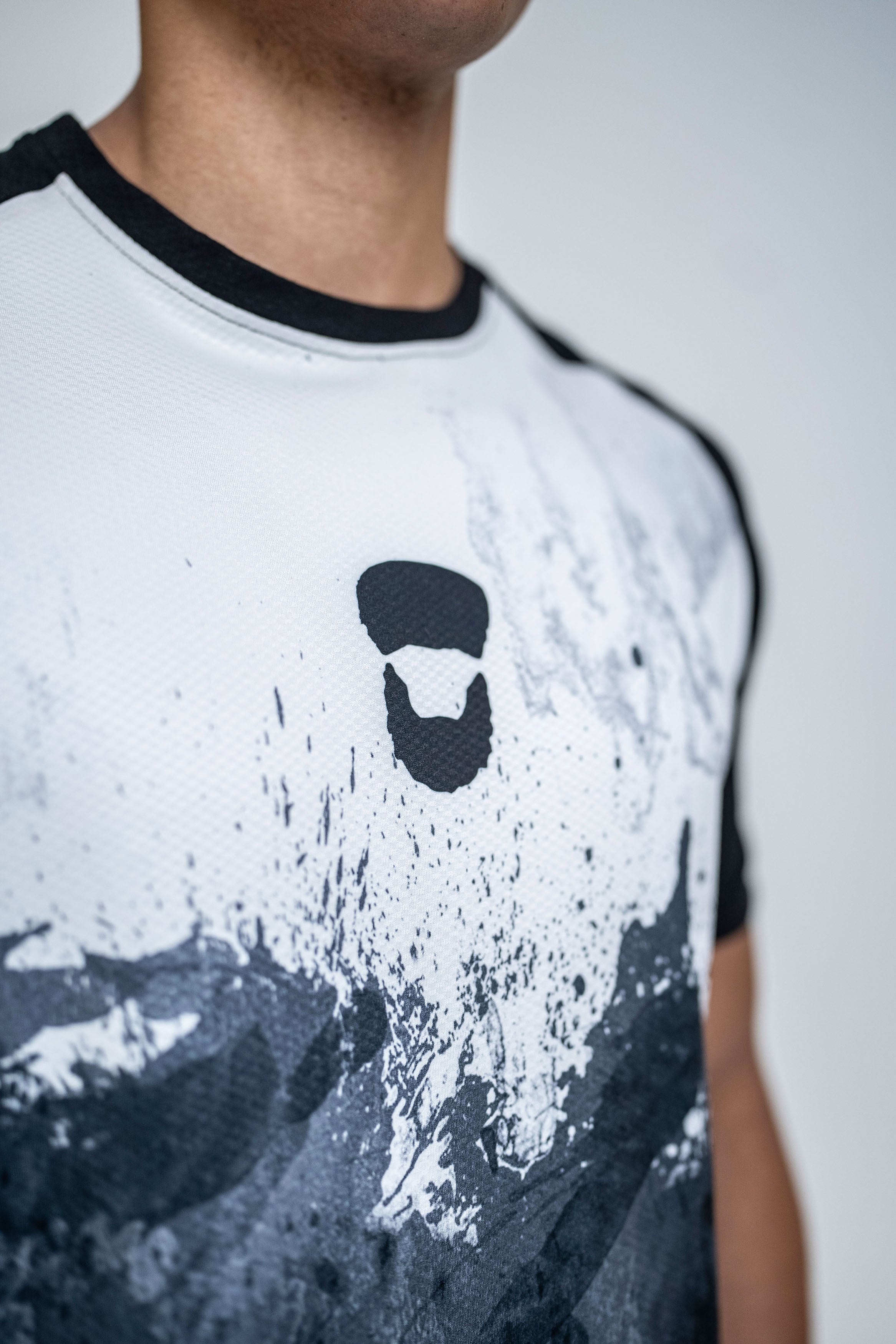 SUNNAH-SPORTS Trainingsshirt (W/B)