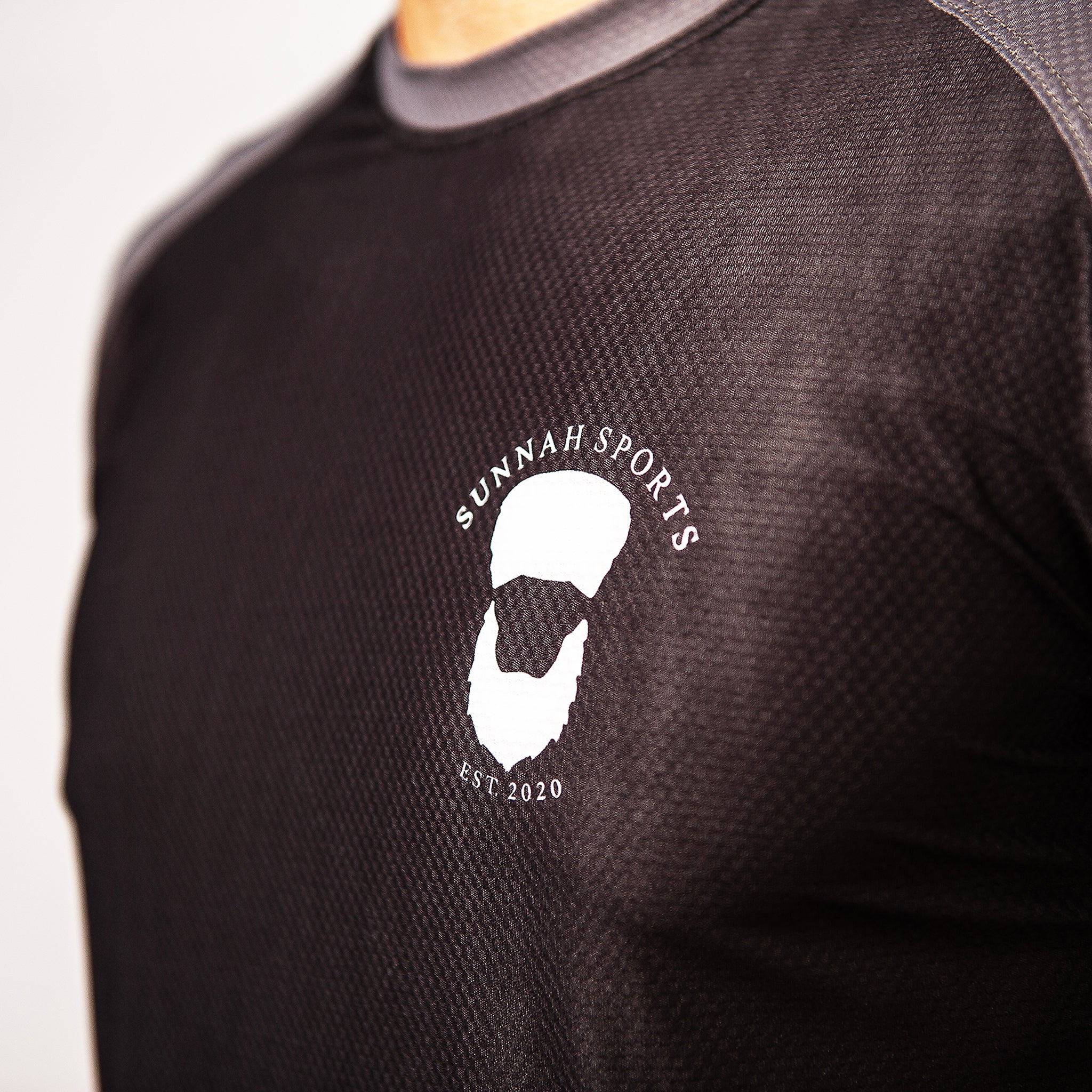 SUNNAH SPORTS T-Shirt Big Logo